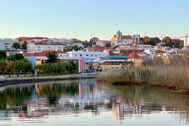 From Lagoa: Visit Silves Town by Boat with Hop Off & Hop On