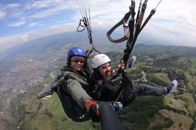 Paragliding Medellin with Transportation and free Videos