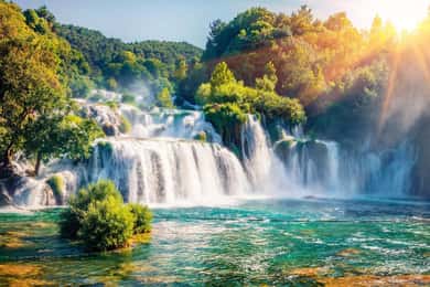 Vanuit Split/Trogir: Privétour Krka watervallen en Trogir