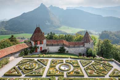 From Montreux: Gruyères City Cheese and Chocolate Day Tour