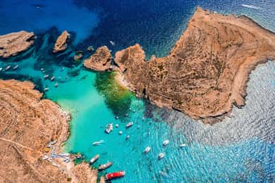 Sliema: Gozo/Comino Blue Lagoon Gulet Cruise w/ Lunch+Drinks