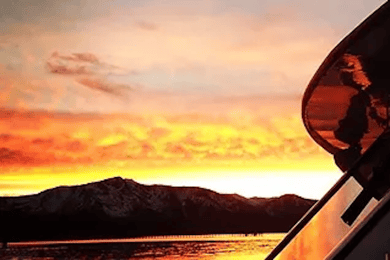 Lake Tahoe: Sunset Cruise mit Getränken und Snacks