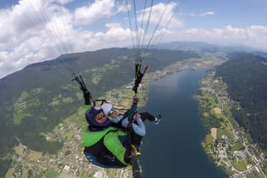 Kärnten/Ossiachersee: Paragleiten "Thermikflug"
