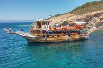 Didim/Altinkum: Lazy Day Boat Trip w/BBQ Lunch