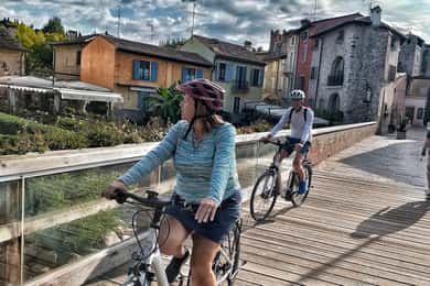 Peschiera del Garda: Lake Garda & Borghetto E-Bike Tour