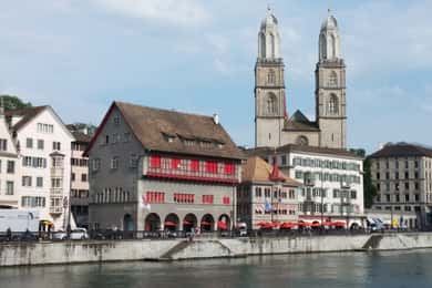 Zürich: Private Tour zu Fuß mit einem ortskundigen Guide