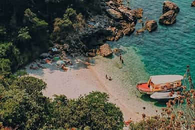 Ulcinj: Crystal Beach & Old Ulcinj Day Tour with Lunch