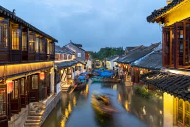 Au départ de Shanghai : Visite privée de Zhujiajiao avec tour en bateau