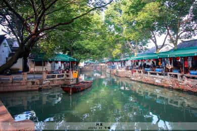 Découvrez Suzhou et Tongli : excursion privée d'une journée