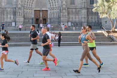 Barcelona: Wycieczka z przewodnikiem po najważniejszych atrakcjach miasta