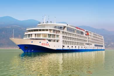 From Yichang to Chongqing: 5-Day Cruise with Meals