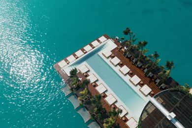 Phuket: YONA Floating Beach Club dagsoplevelse