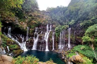 Day Tour of Reunion Island with Breakfast