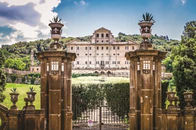 Rome: Castelli Romani Hop-on and Hop-off Tour