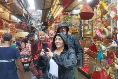 Спадщина та смаки Делі – ринки, пам'ятники та гастрономічна прогулянка