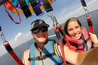 Newport: Island Style Parasail Experience