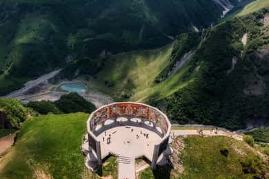 Tbilisi: Gudauri and Kazbegi Private Day Trip