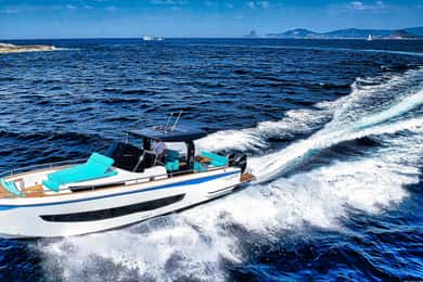 Passeio de barco particular e de luxo por Ibiza e Formentera