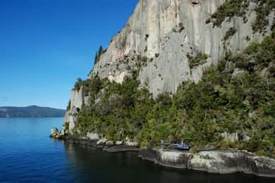 Taupo: Wycieczka helikopterem do wodospadu Huka i zachodnich zatok