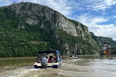 Orsova: Danube’s Cauldrons Boat Tours with Audio Guide