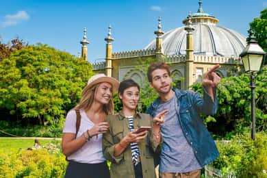 Brighton: City Walking Tour & Exploration Game