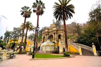 Santiago: City Tour particular e degustação de vinhos na Vinícola Santa Rita