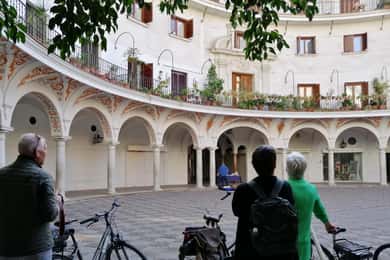 Sevilha: Tour de bicicleta (e-bike) pelas joias escondidas com guia em neerlandês