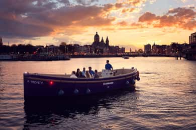 Amsterdam: Evening Canal Cruise With Unlimited Drinks Option
