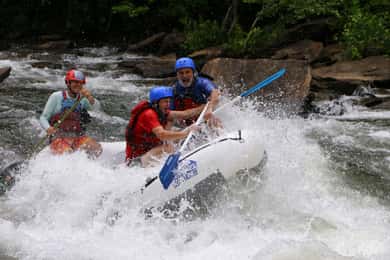 Gita privata/ad alta avventura di rafting in acque bianche