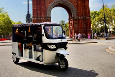 Barcelona: Wycieczka tuk tukiem w małej grupie