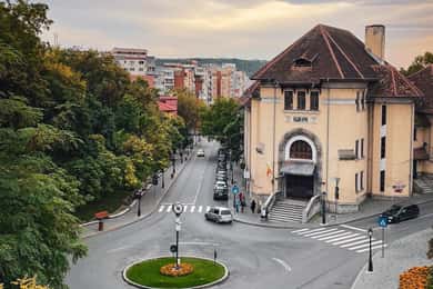 Iasi: Walking Tour with a local guide