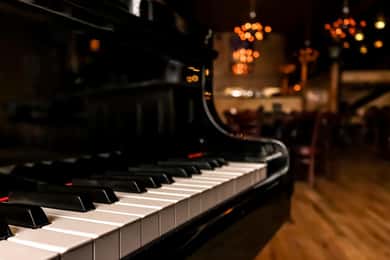 Rome: Italian Opera Night Candlelight Concert