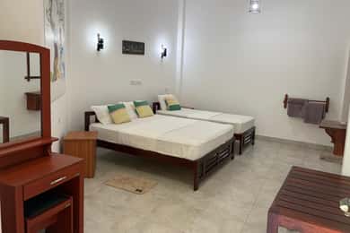 Yala National Park - Safari Tour with Hotel / Accommodation