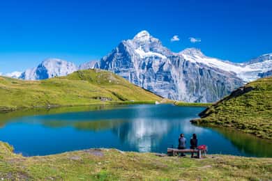 Berna: Grindelwald First & Bachalpsee Hiking Tour particular