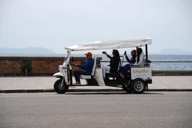 Napoli Tuk Tuk Experience: Panoramaer, torg, slott og «Un Caffè»