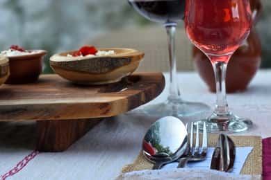 Tour gastronomico tradizionale, cena in un giardino locale (mangia come la gente del posto)