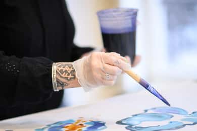 Lyon: Create your own traditional Lyonnais silk square