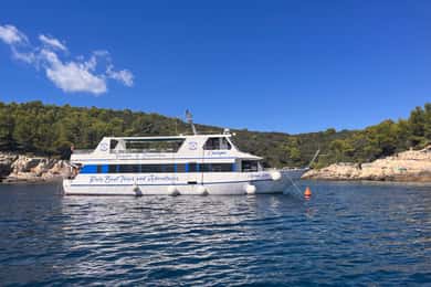 All-inclusive-Bootstour nach Brijuni – Mittagessen, Getränke und Badepause