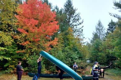 Lake Superior: Maple Island Guided Canoe Tour with Snack