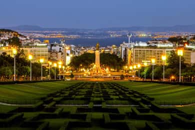 Lisbonne : Visite nocturne privée de Lisbonne avec guide local