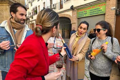 Tapas Tour Cordoba & Experiența vinului cu bucătar și somelier