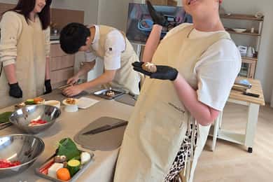 Séoul : cours de cuisine et visite guidée avec un chef formé par Michelin