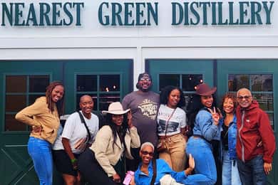 Il tour della distilleria verde più vicina dal centro di Nashville