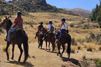 Sacred Valley: 3 hours Horse Riding Tour at Huaypo Lagoon