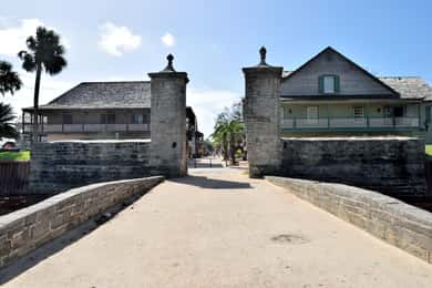 Augustine: Guidet historisk spasertur