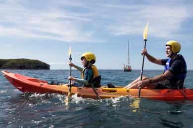 Cornwall: Guided Sea Kayak Tour with Photos