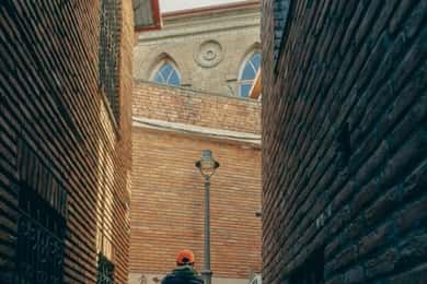 Tbilisi: Every Corner by Cab and On Foot with a Local