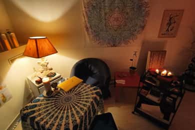 Bari, Wellness massage, from the feet to the face at studio