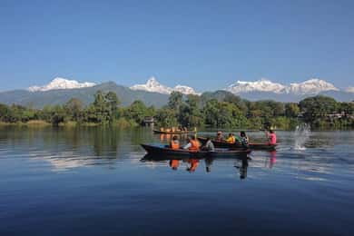Kathmandu: 4 Days Pokhara Tour With Himalaya Easy Day Hiking