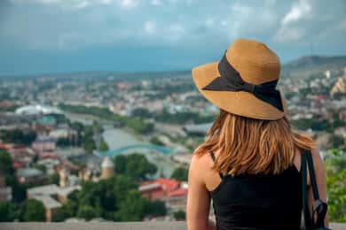Tbilisi: Historic & Modern City tour with 2 Cable Car rides